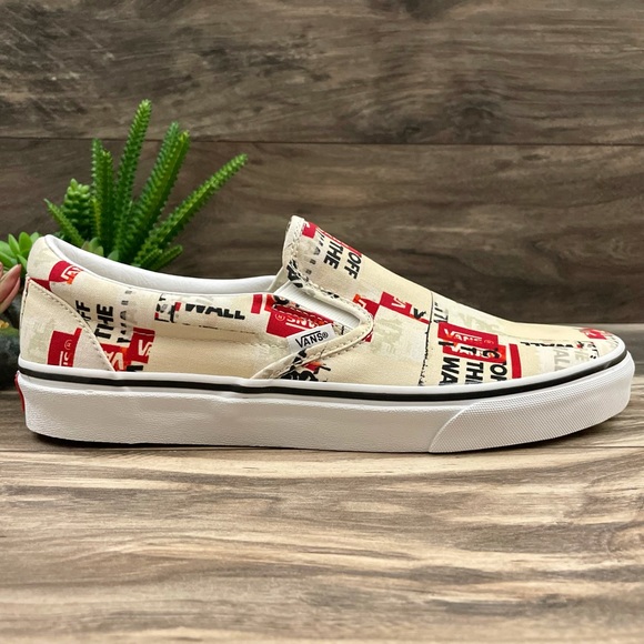 ⛔️SOLD⛔️ NIB Vans Classic Slip On Sneaker Packing Tape 10 - Picture 5 of 11